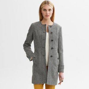 BANANA REPUBLIC Black & White Houndstooth Car Coat